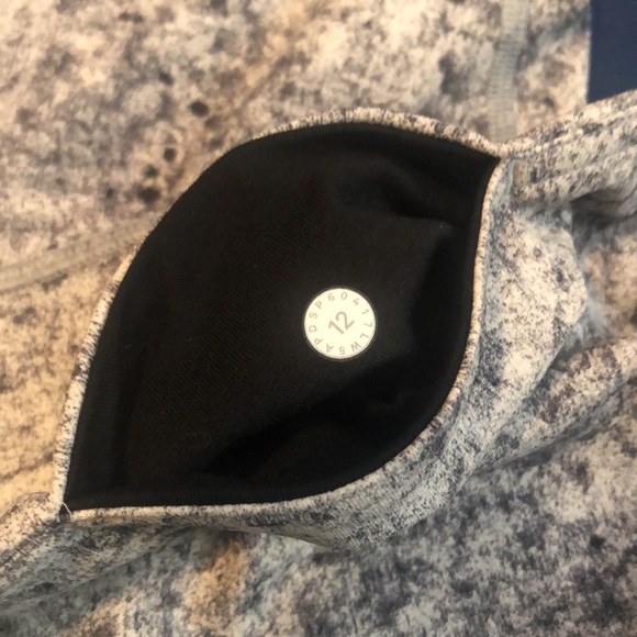 Lululemon Wunder Under Low-Rise Luxtreme 28" Antiqued Alpine White Multi size 12 - Picture 3 of 4